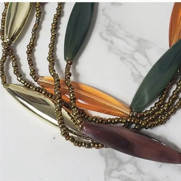 LUCITE RESIN & SEED BEAD Multi-Strand Retro Necklace - Picture 7 of 8